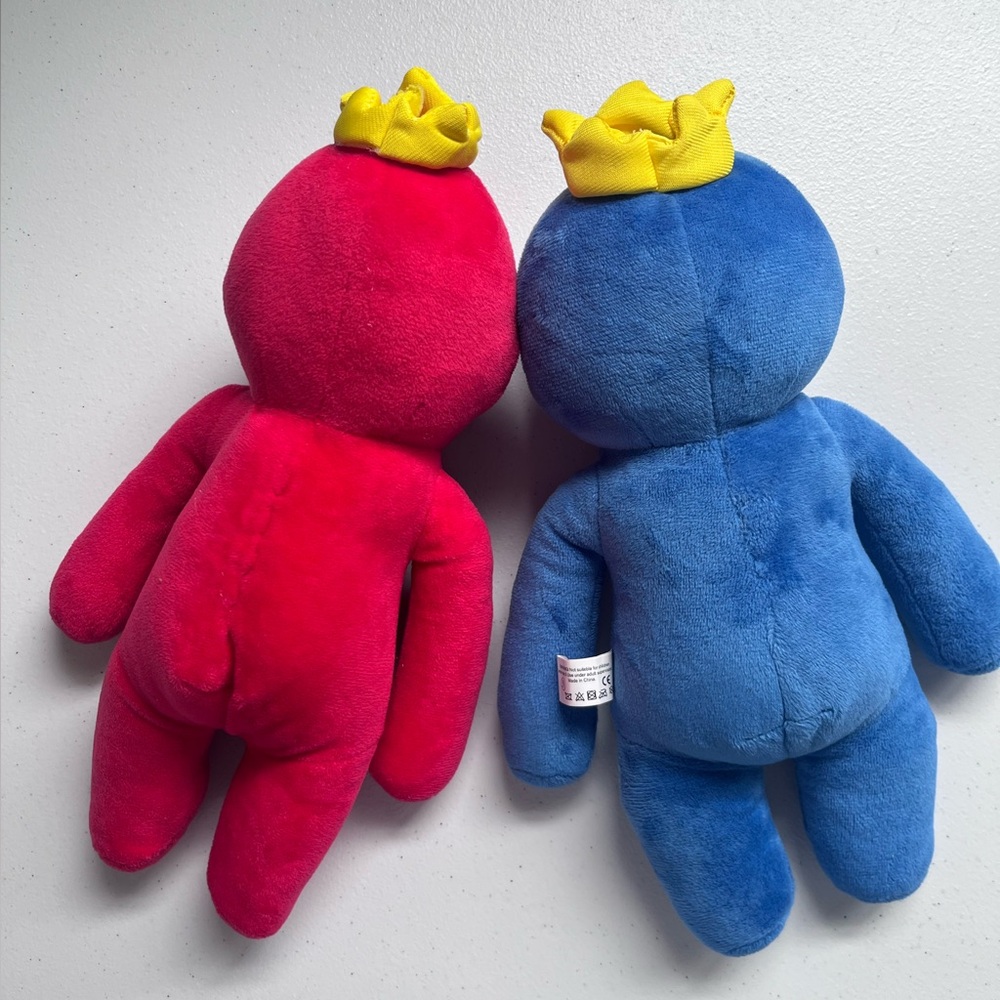 Rainbow Friends Roblox Plush Toys (Blue & Red) - Picture 4 of 5